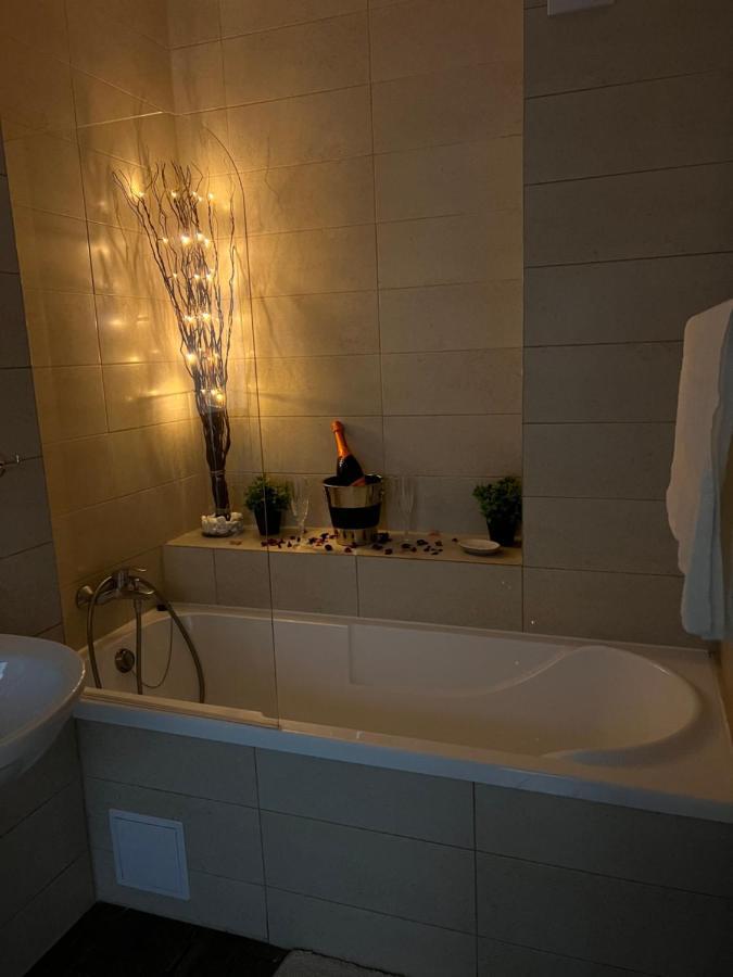Pya Residence Braşov Extérieur photo